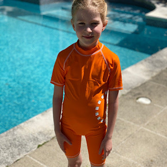 Orange/ white short-sleeved all-in-one swimsuit