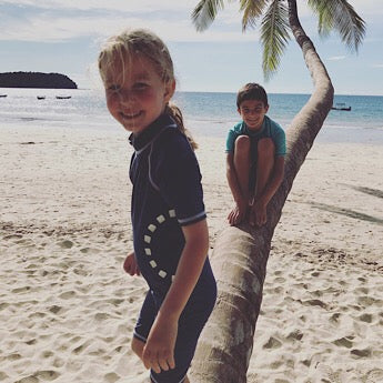 Blue/ white short-sleeved all-in-one swimsuit