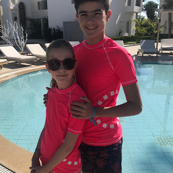 Fluoro red/ white short-sleeved rash top