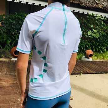 White/ turquoise short-sleeved rash top (zipped)