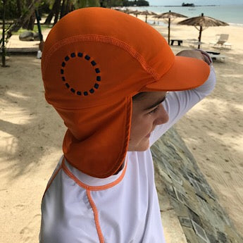 Orange/ blue legionnaire's hat